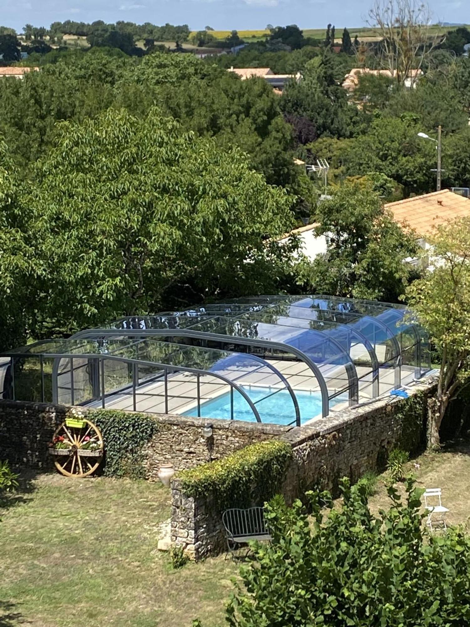 Bazoges-en-Pareds Holiday Home La Brijopa מראה חיצוני תמונה