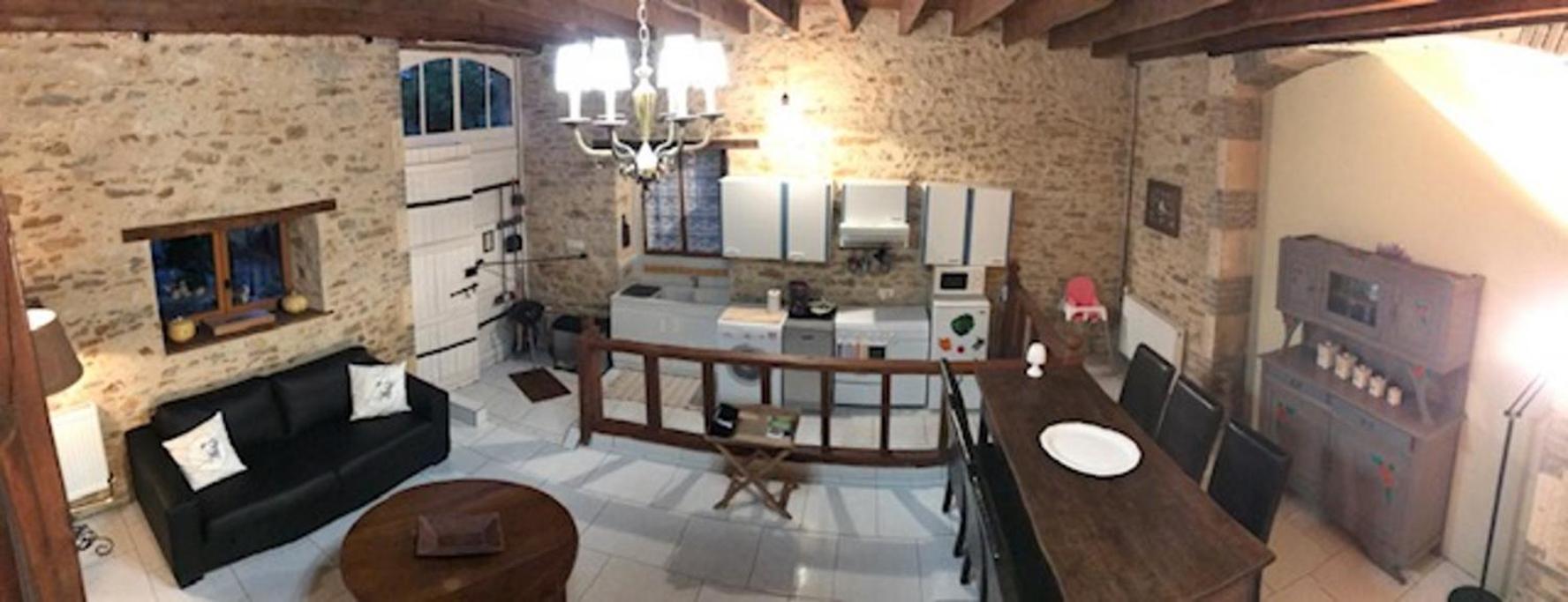 Bazoges-en-Pareds Holiday Home La Brijopa מראה חיצוני תמונה